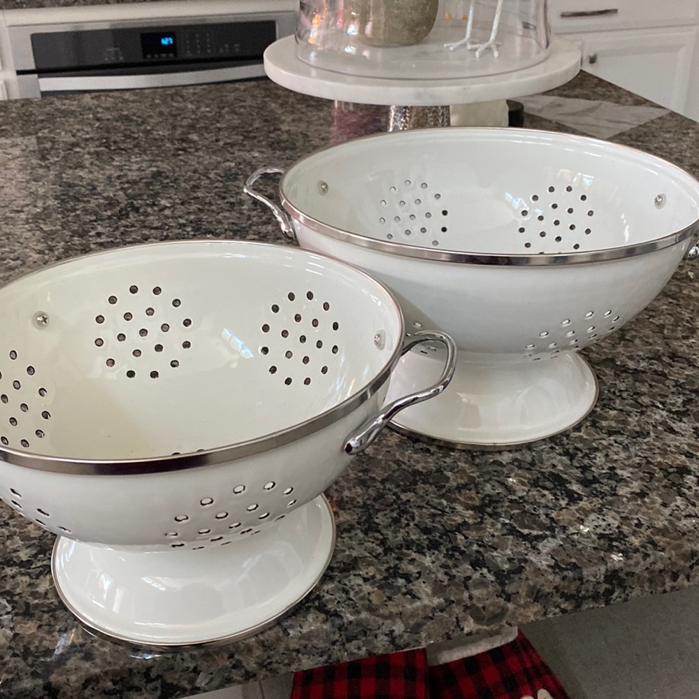 Metal colanders Strainers set of 2